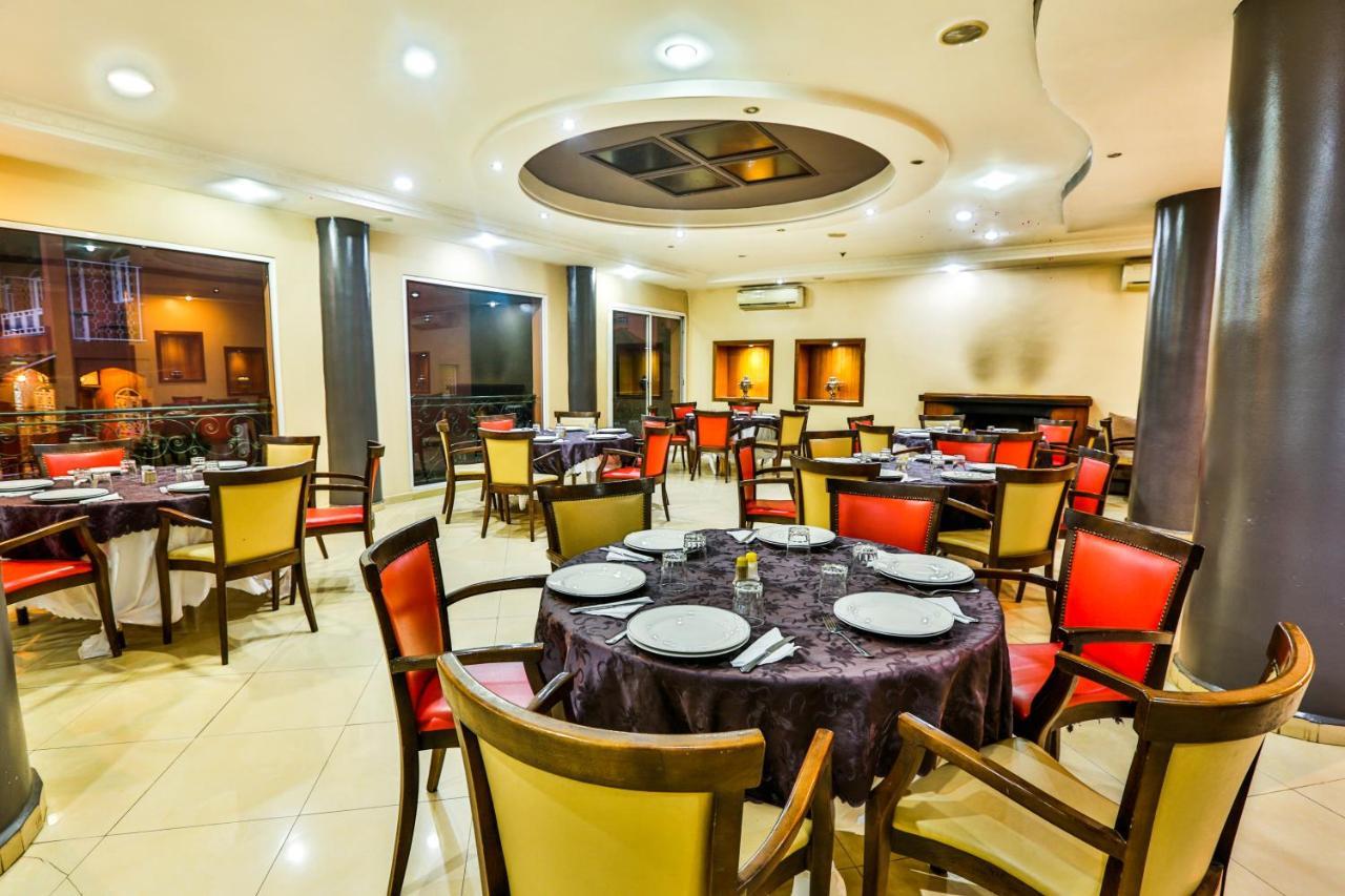 Hotel Complexe El Bassatine Beni Mellal Exterior foto